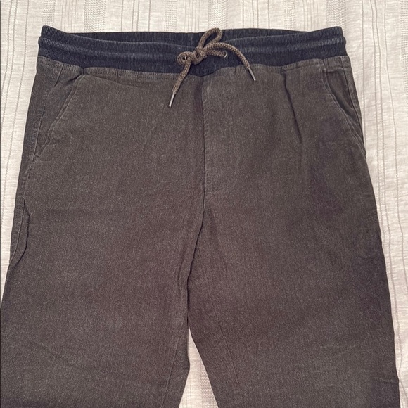 GAP Dark Brown Jogger Pant - Picture 1 of 6